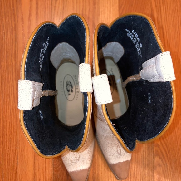 Sterling River Women’s Cowgirl Boots - Picture 10 of 16